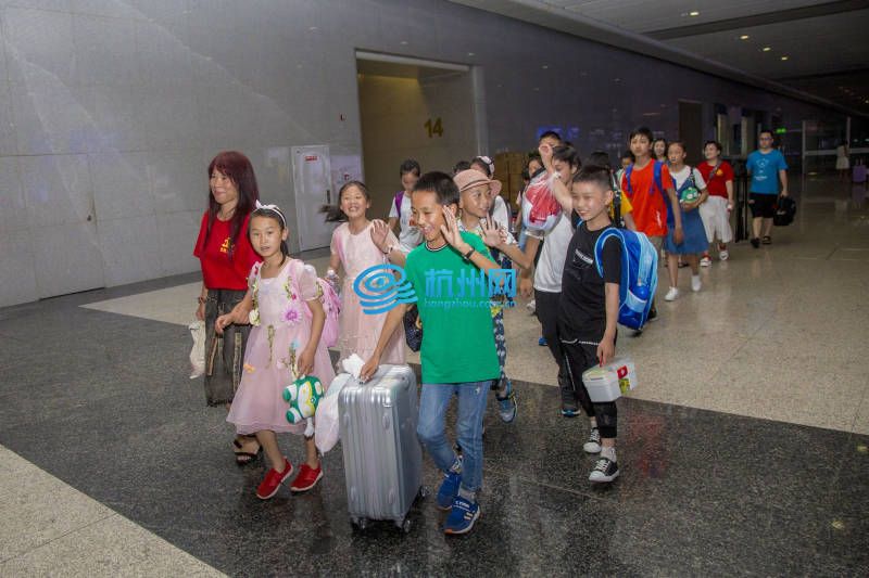 2018情暖恩施公益夏令营：大山里的20名儿童“飞来”杭州了！(11)