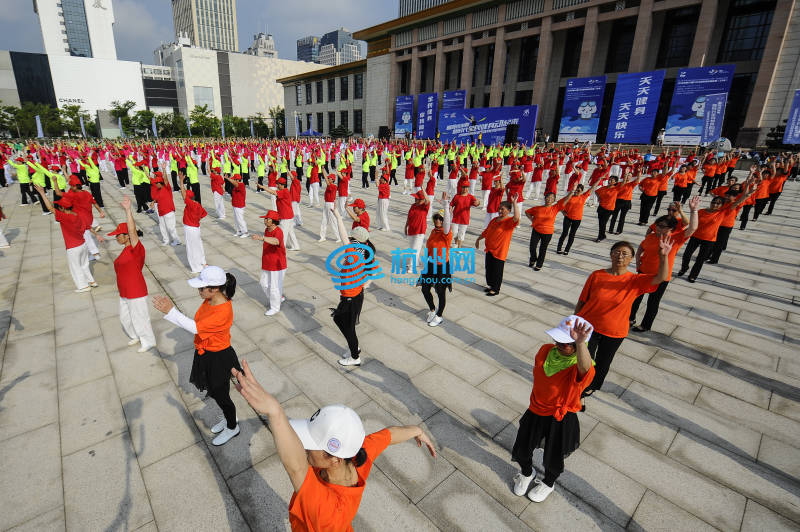 喜迎世游赛·新时代全民健身动起来(04)