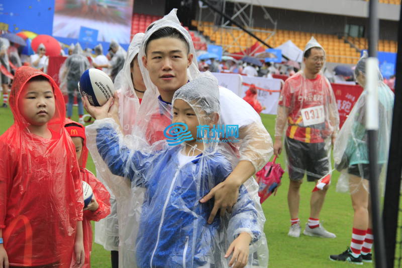 风雨兼程 为爱麦跑五周年杭州开跑(13)