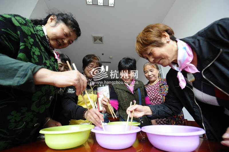 浓浓茶香情 孝亲一家馨(09)