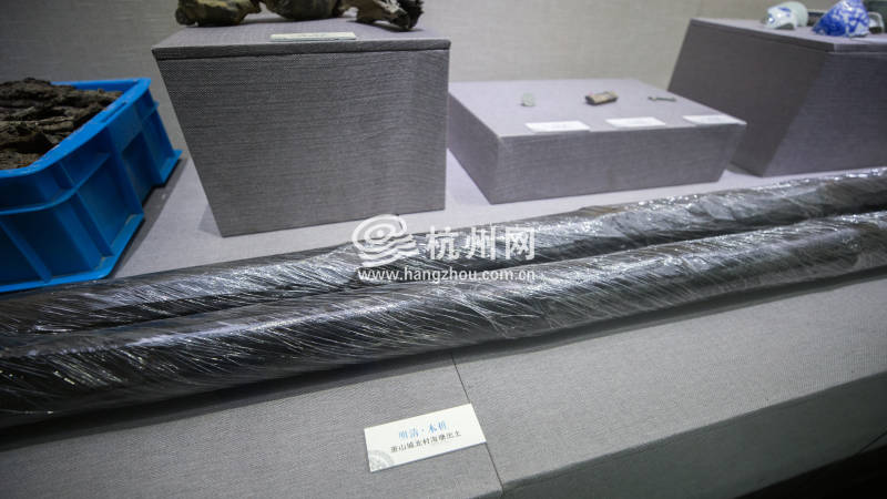 今年杭州考古新鲜事儿真不少 迄今发现最早的一块玻璃砖长啥样？(08)