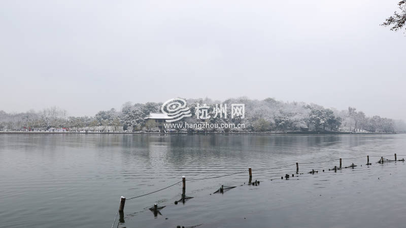 速围观杭州2018年最后一场雪 多视角领略雪中西湖之美（组图）(09)