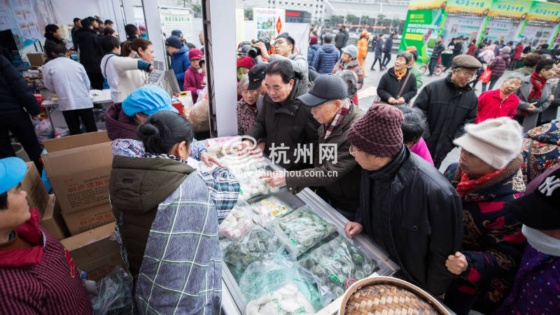 100多种桐庐农产品来到杭州展销 趁年前抓紧屯点本土年货吧(05)