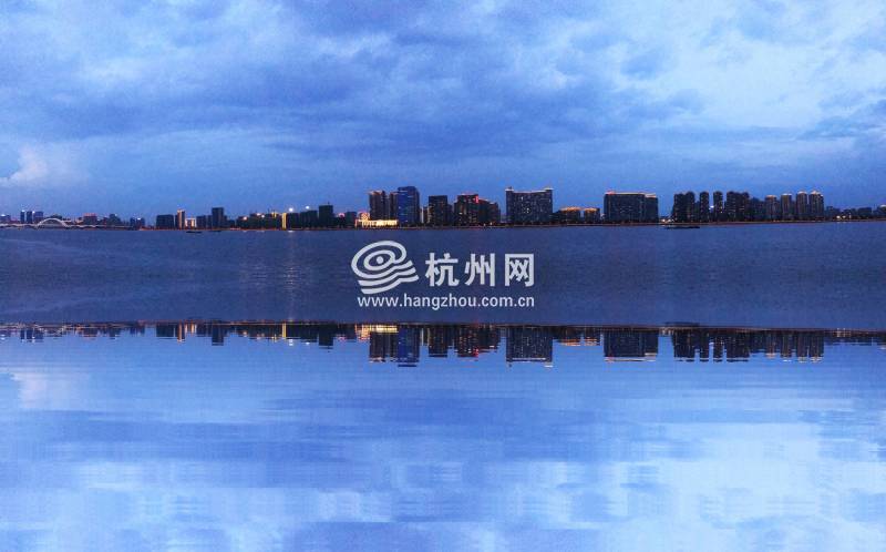 钱塘江的夜景、雨景、休闲的市民(17)