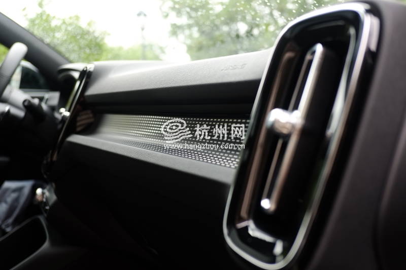 沃尔沃全新XC40(09)