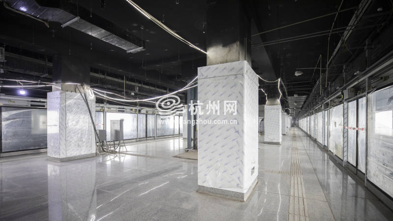 杭州地铁5号线后通段江晖路站装修进行时(04)