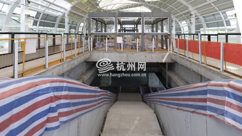 杭州地铁16号线  高架“长龙”蜿蜒前行(08)