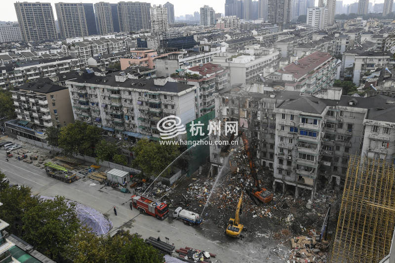 杭州树园小区31幢房屋开始拆除 预计半个月内拆除完毕(10)