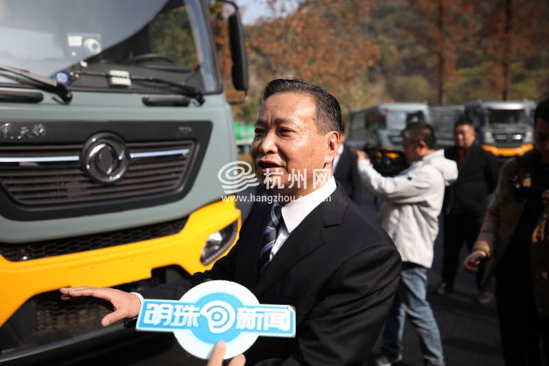杭州街头旧版垃圾清运车将“退役” 274辆新款国Ⅵ车年底前投入使用(15)