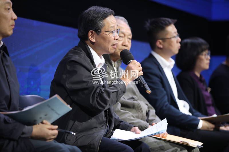 2019年，是杭州举办“公述民评”面对面问政(44)