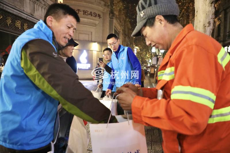“姜爱暖杭城”活动正在进行：这杯熬煮了十余年的姜茶 温暖他们的冬夜(09)