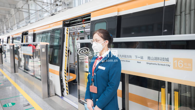 4月10日，杭州网记者体验杭州地铁16号线(17)