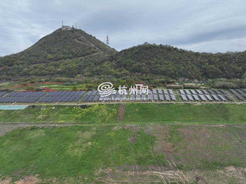 天子岭垃圾填埋场光伏发电（航拍）(03)