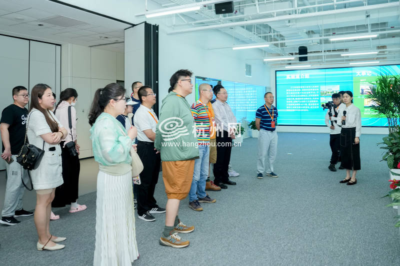 互联中国公益行动走进余杭区(01)
